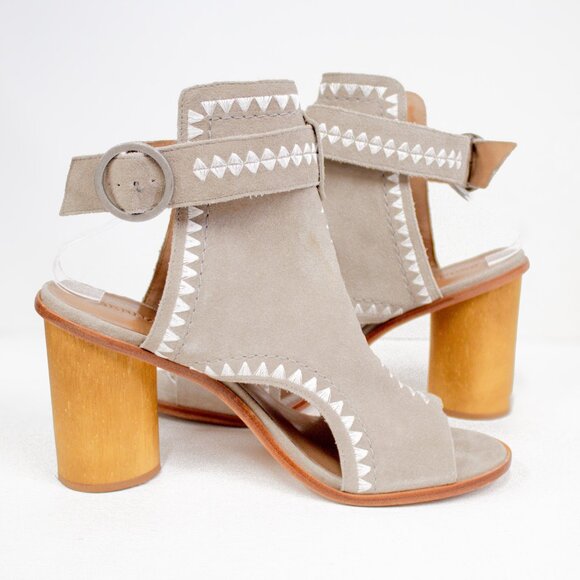 Bernardo Harper Suede Grey Embroidered Peep Toe Block Booties Women's Size 10 - Picture 6 of 10